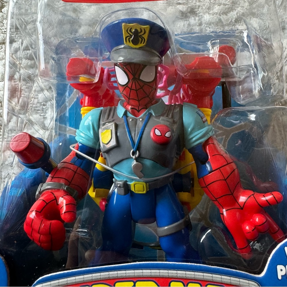 SpiderMan & Friends Police Officer Action Heroes with Web Net Projectile 2002 - Picture 7 of 7